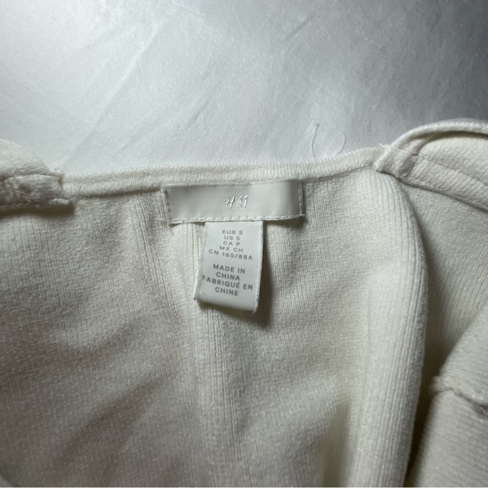 H&M Cropped Tank - Picture 2 of 2